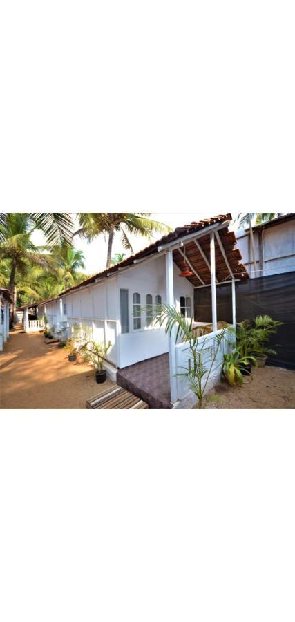 Baywatch Beach Resort Patnem Канкон Экстерьер фото